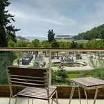 Hotel At The Park Baden