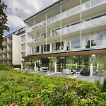 Hotel At The Park 4*