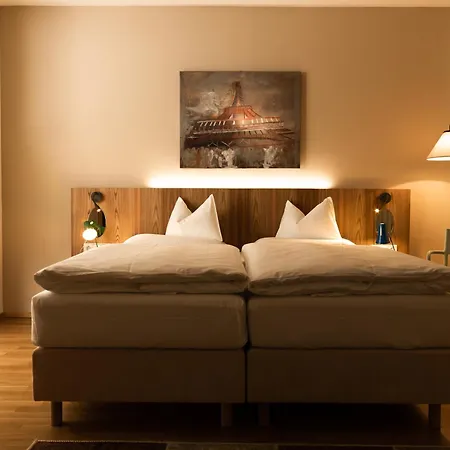 Hotel At The Park Baden bei Wien