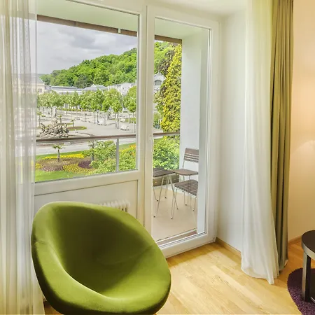 Hotell At The Park Baden