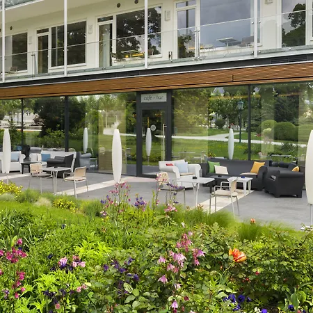 Hotel At The Park