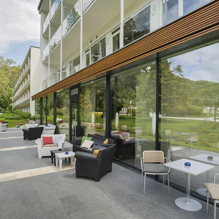 Hotell At The Park Baden