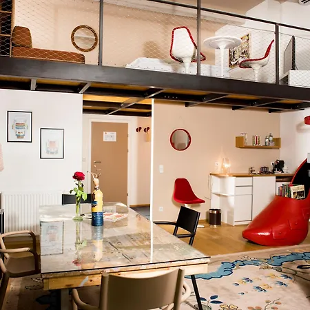 Hotell At The Park 4*