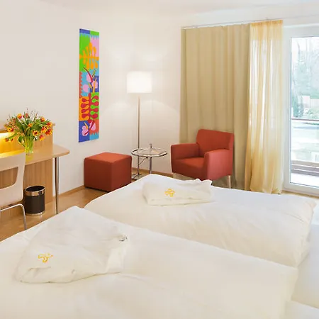 Hotell At The Park