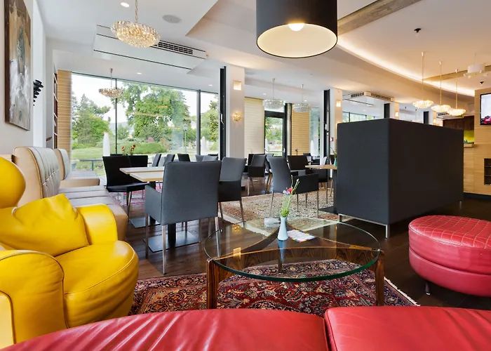 Hotel At The Park Baden bei Wien