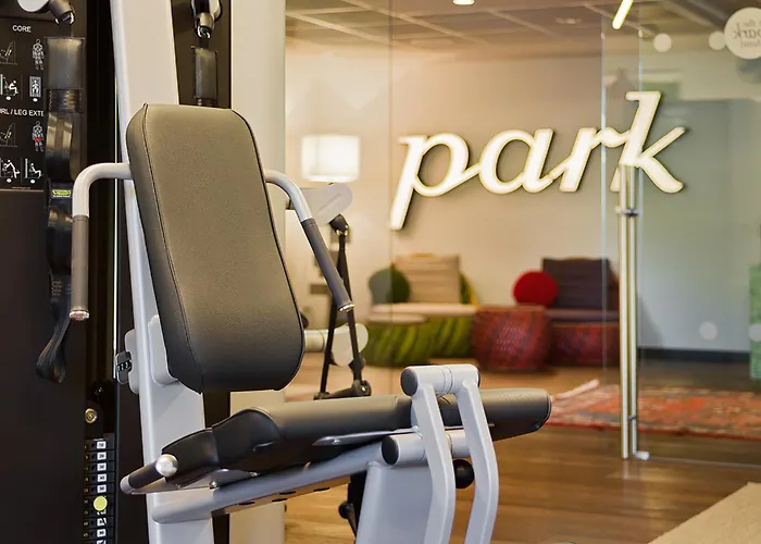 At The Park Szálloda